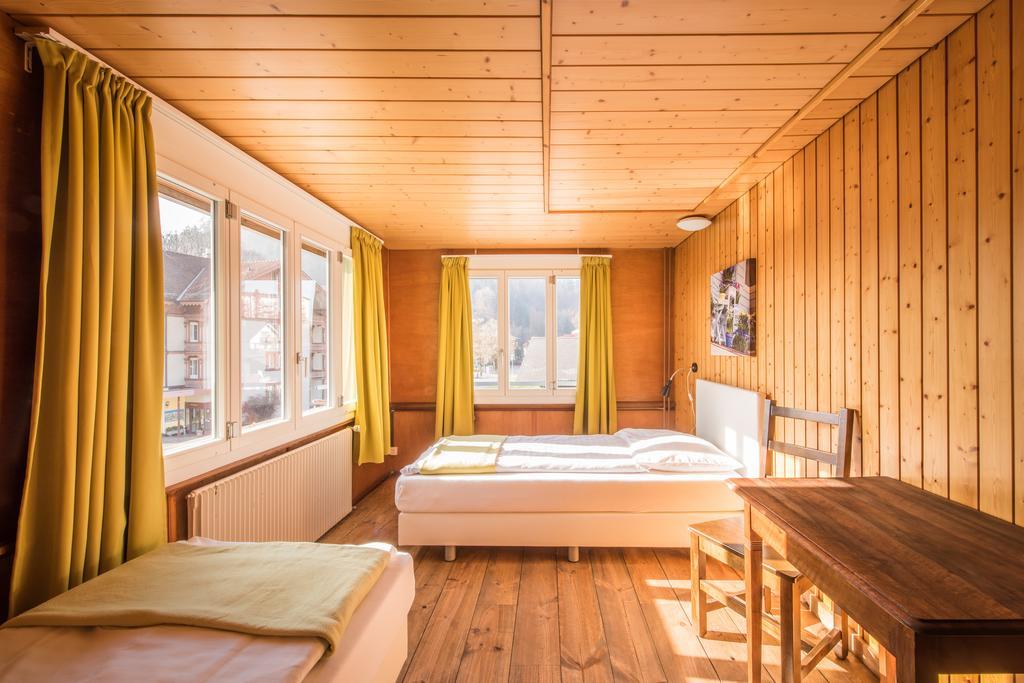 Hotel Tell And Apartments Unterseen Kültér fotó