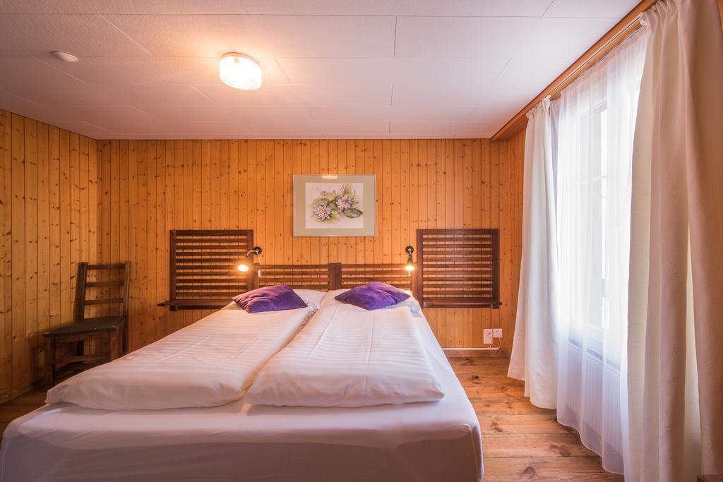 Hotel Tell And Apartments Unterseen Kültér fotó
