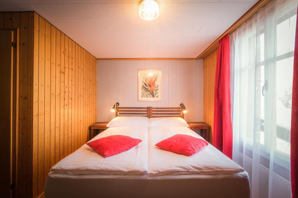 Hotel Tell And Apartments Unterseen Kültér fotó