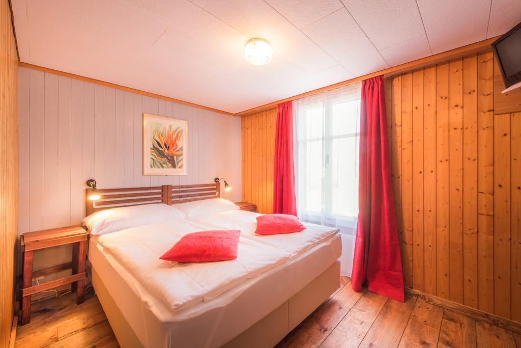 Hotel Tell And Apartments Unterseen Kültér fotó